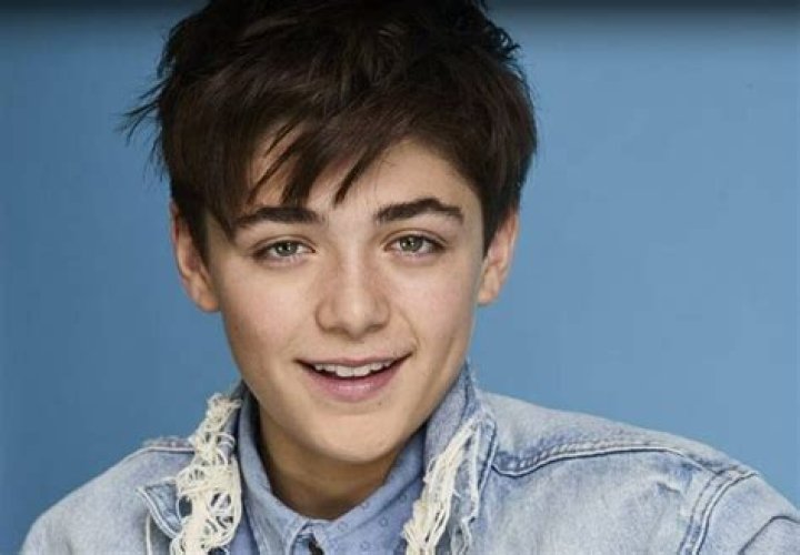 Asher Angel Height, Weight, Net Worth, Age, Birthday, Wikipedia, Who, Nationality, Biography