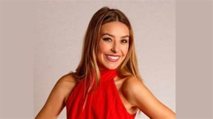 
Mathilde Munos Height, Weight, Net Worth, Age, Birthday, Wikipedia, Who, Nationality, Biography 