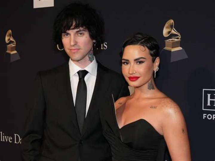 Who are Demi Lovatos Parents? Demi Lovato Biography, Parents Name, Nationality and More